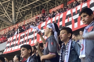 Asarcık Koşaca Cumhuriyet Ortaokulu'nu Maça Getirdik.