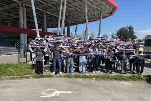 Asarcık Koşaca Cumhuriyet Ortaokulu'nu Maça Getirdik.