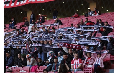 Asarcıklı öğrenciler Samsunspor coşkusunu yaşadı