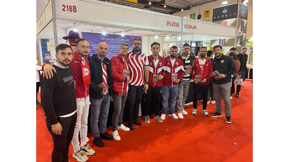 “6 Emin Kar” Kitabı İçin Düzenlenen İmza Gününde Mustafa Kar’ı Ziyaret Ettik